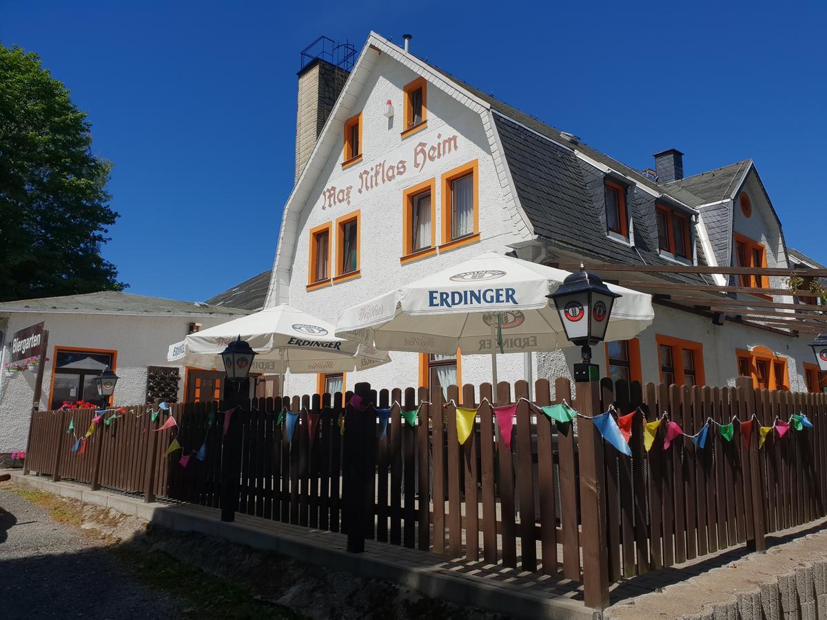 Pension Und Restaurant Die Burg Ehrenfriedersdorf Exterior photo